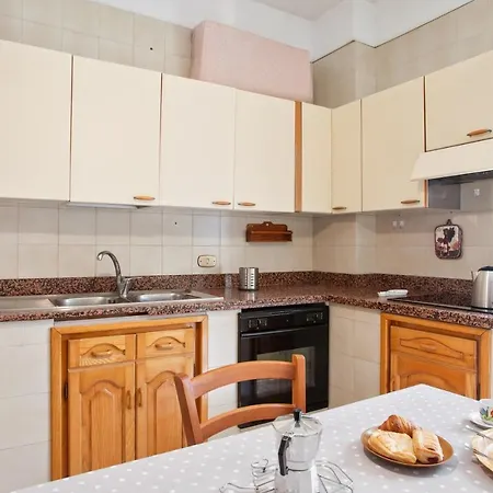Pane & Pomodoro Roomy Flat Apartment Bari
